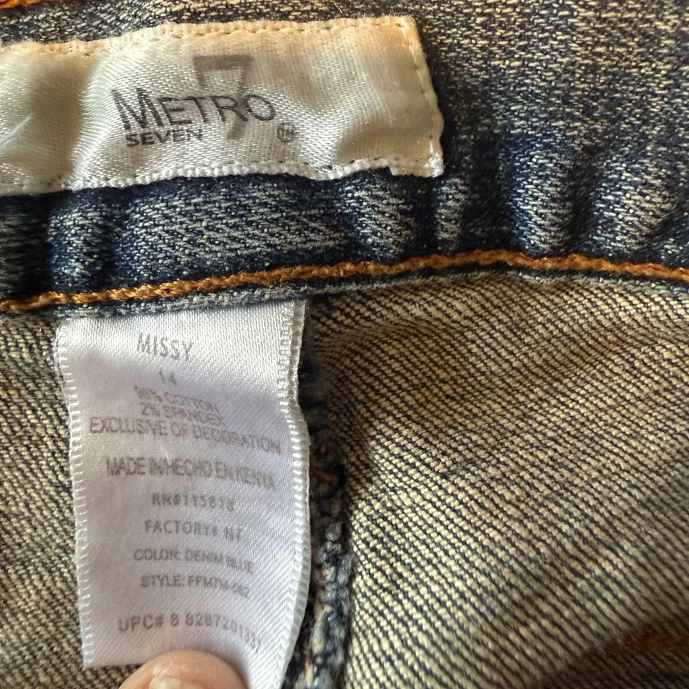 Y2K Embroidered Phoenix Low Rise Jeans 14 | Floral Bird Denim | Raw Hem | - Picture 12 of 16